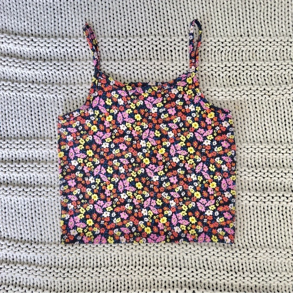 NWOT Old Navy Colorful Floral Patterned Girl's Top Large 10-12
